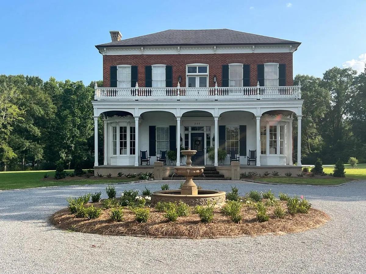Captain Jacks Guest House Brookhaven Exterior photo